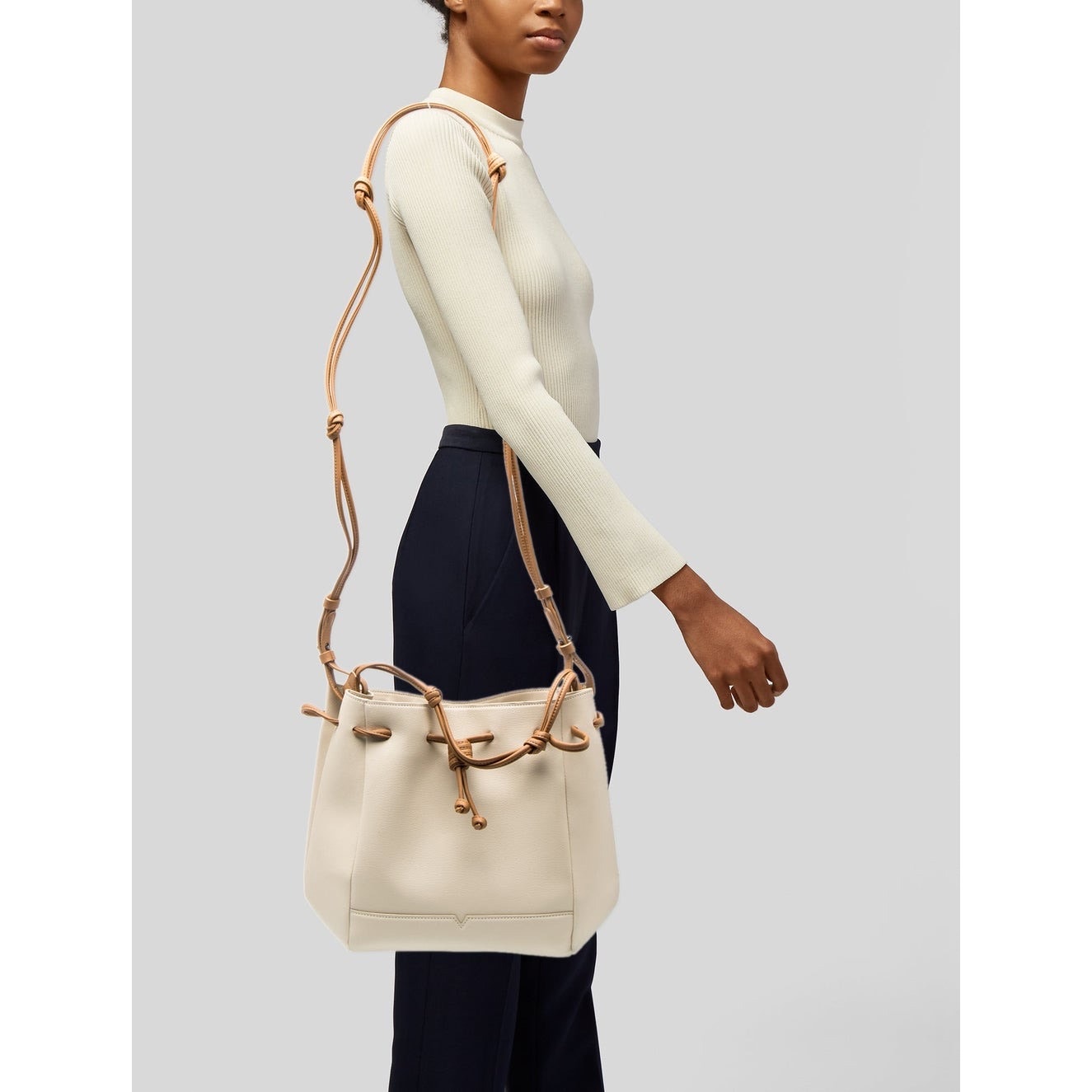 Von Holzhausen The Bucket Crossbody — image 2 of 8